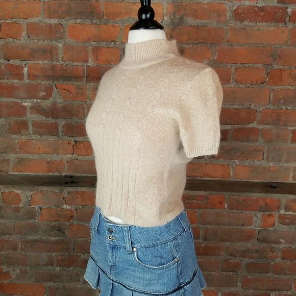 SOLD Spice It Up Womens Fuzzy Sweater Tan Cable - Picture 3 of 7
